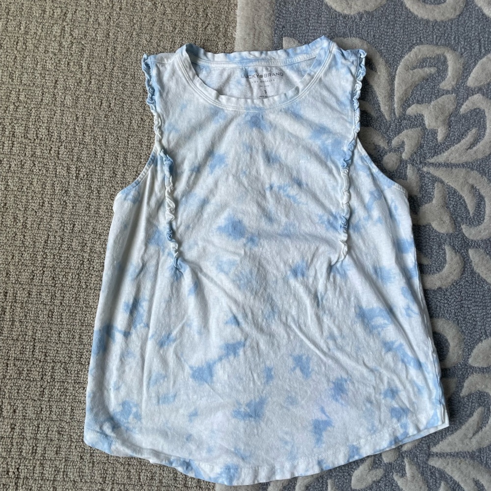 Lucky Brand top